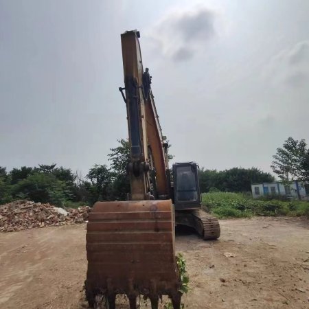 徐工XE215DA履带式挖掘机