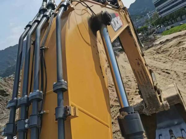 徐工XE380DK履帶式挖掘機