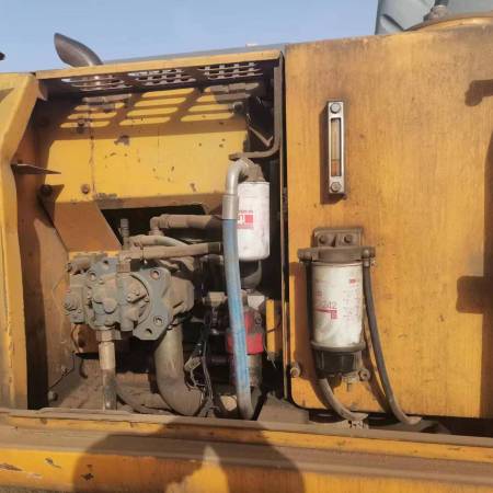 徐工XE150D履带式挖掘机