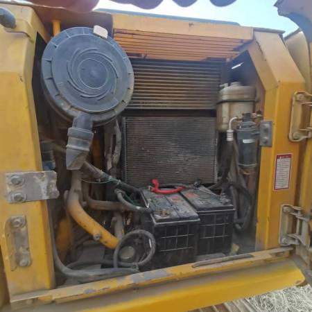 徐工XE150D履带式挖掘机