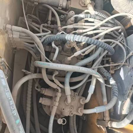 徐工XE150D履带式挖掘机