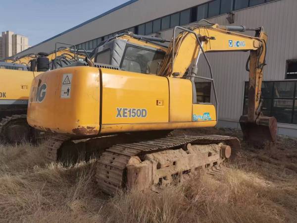 徐工XE150D履帶式挖掘機