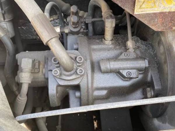 斗山DX80履帶式挖掘機