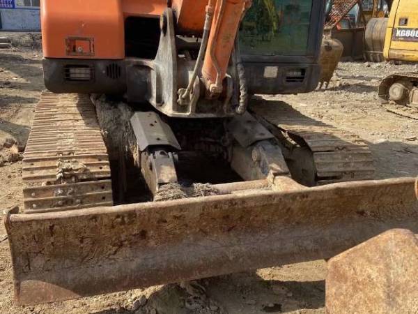 斗山DX80履帶式挖掘機