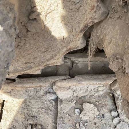 斗山DX80履带式挖掘机