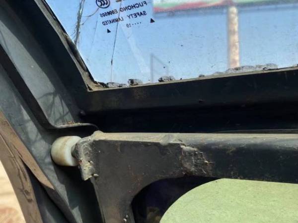 斗山DX80履帶式挖掘機