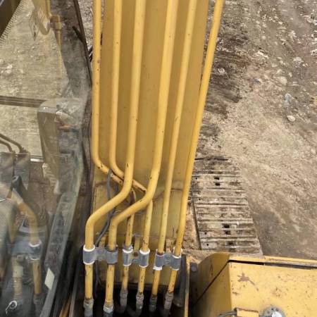 厦工XG808履带式挖掘机