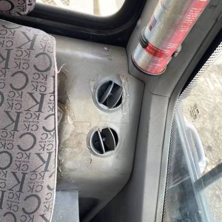 厦工XG808履带式挖掘机