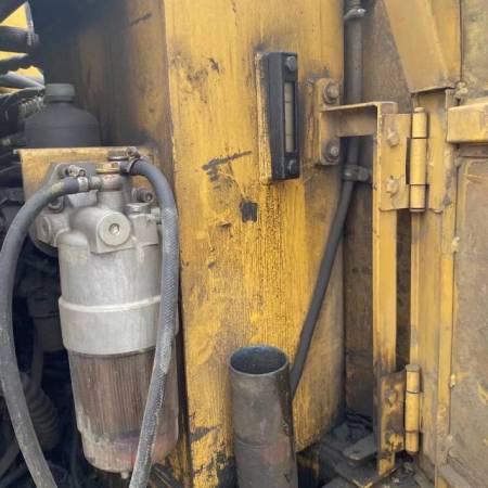 厦工XG808履带式挖掘机