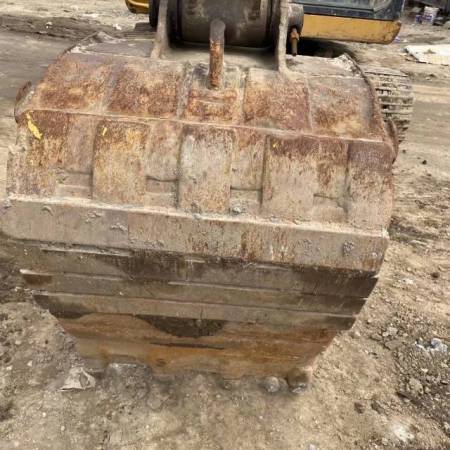 厦工XG808履带式挖掘机