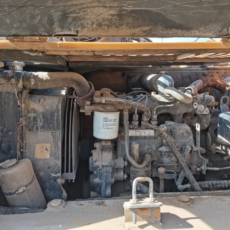 雷沃重工FR80G履带式挖掘机