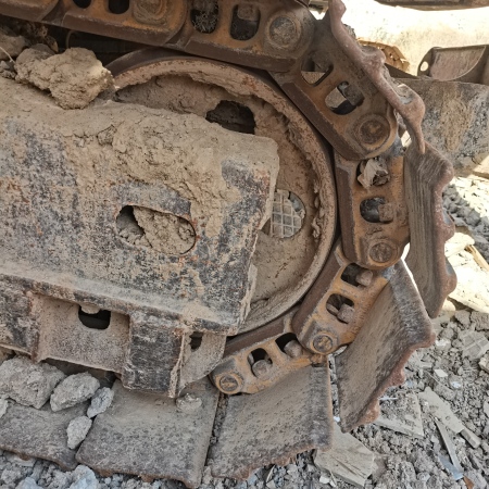 雷沃重工FR80G履带式挖掘机