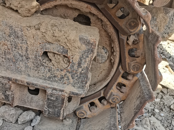 雷沃重工FR80G履帶式挖掘機