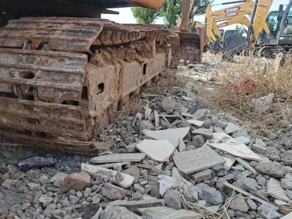 雷沃重工FR80G履帶式挖掘機