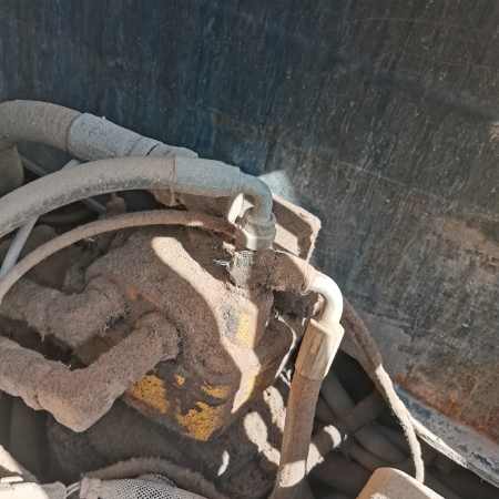 现代R60-7履带式挖掘机