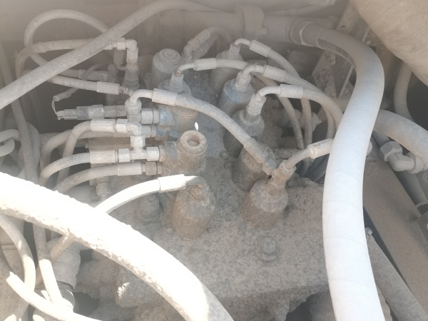 徐工XE490D履帶式挖掘機