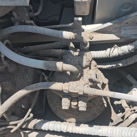 徐工XE490D履带式挖掘机