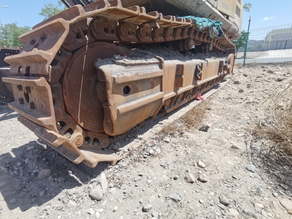 徐工XE490D履帶式挖掘機