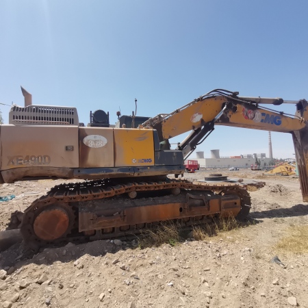 徐工XE490D履带式挖掘机