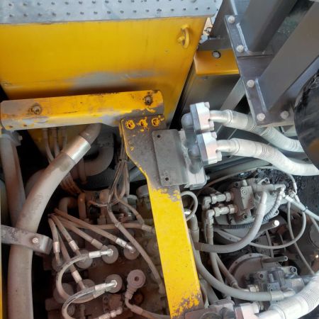 徐工XE650GK履带式挖掘机