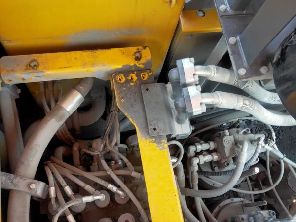 徐工XE650GK履帶式挖掘機(jī)