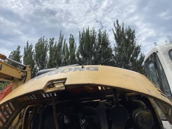 柳工CLG906C履帶式挖掘機(jī)