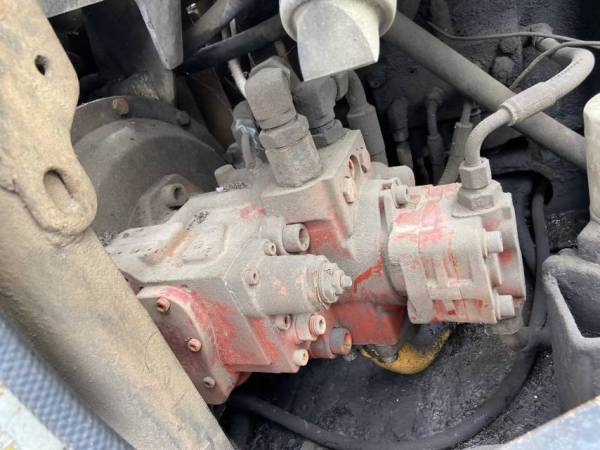 柳工CLG906C履帶式挖掘機(jī)