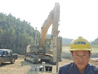 徐工XE380DK履帶式挖掘機