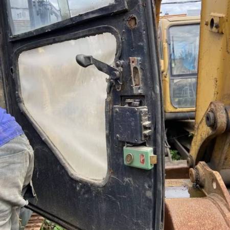 柳工CLG906C履带式挖掘机