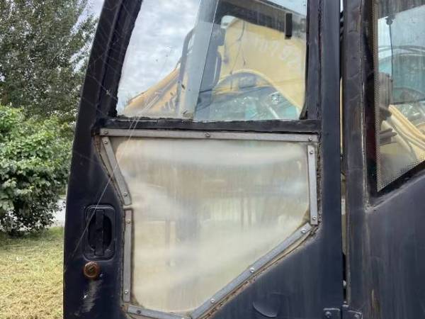 柳工CLG906C履帶式挖掘機(jī)