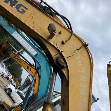 柳工CLG906C履带式挖掘机