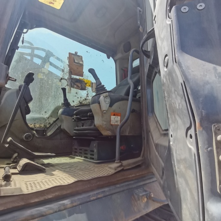 徐工XE490D履带式挖掘机