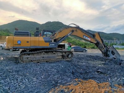 徐工XE550DK履帶式挖掘機