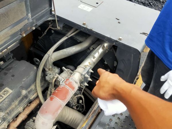 徐工XE550DK履帶式挖掘機(jī)