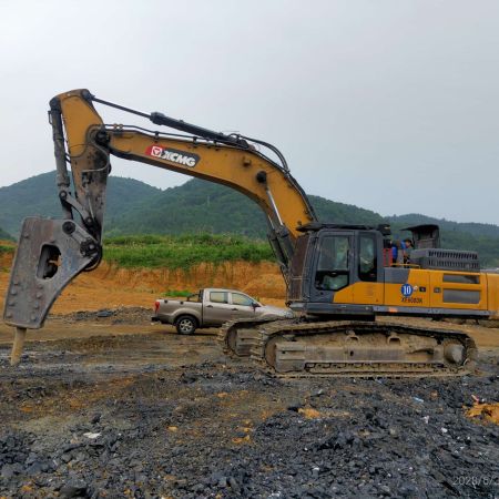 徐工XE550DK履带式挖掘机