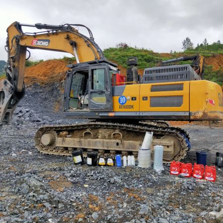 徐工XE550DK履带式挖掘机