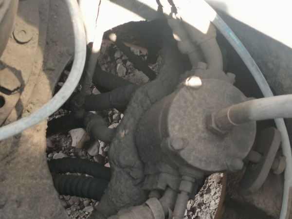 徐工XE470D履帶式挖掘機