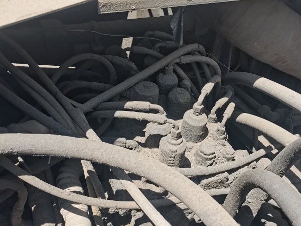 徐工XE470D履帶式挖掘機