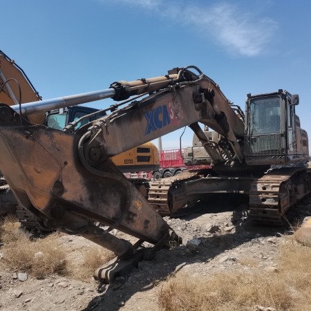 徐工XE470D履带式挖掘机