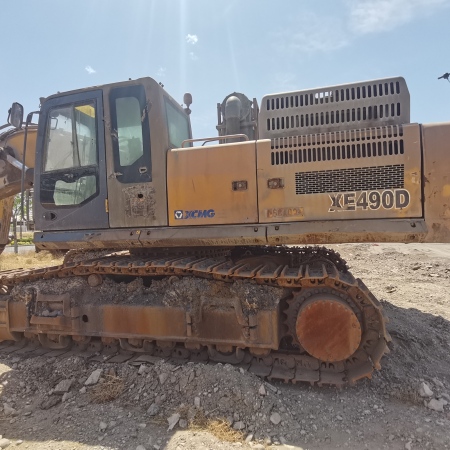 徐工XE470D履带式挖掘机