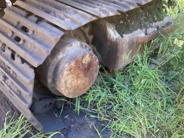 雷沃重工FR360-7履帶式挖掘機