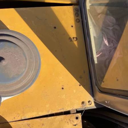 雷沃重工FR360-7履带式挖掘机