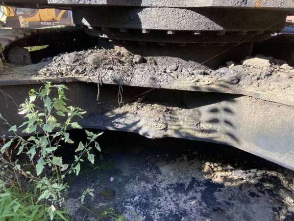 雷沃重工FR360-7履帶式挖掘機