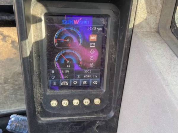 山河智能SWE70履帶式挖掘機