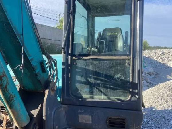 山河智能SWE70履帶式挖掘機