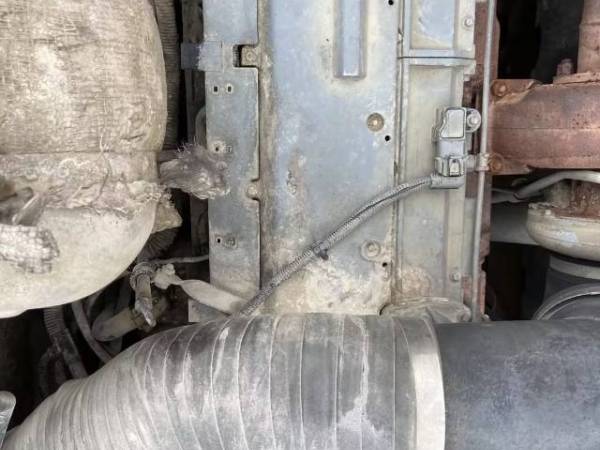 山東臨工LG6250履帶式挖掘機