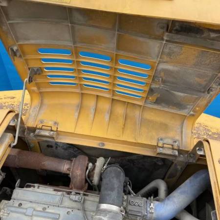 山东临工LG6250履带式挖掘机