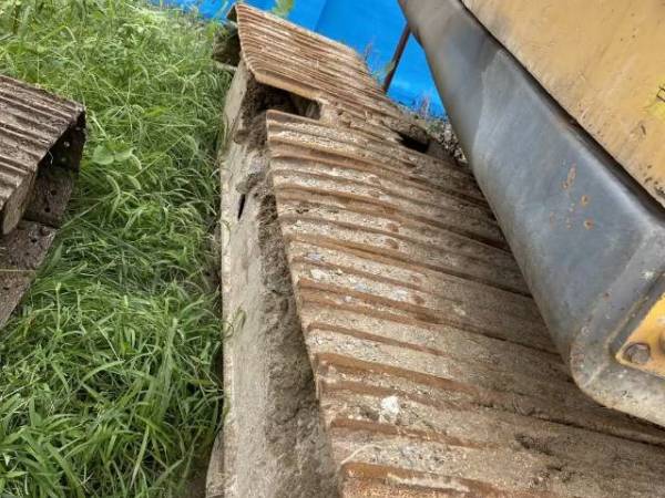 山東臨工LG6250履帶式挖掘機