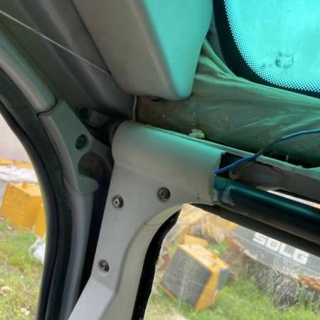 山东临工LG6250履带式挖掘机