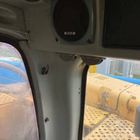 山东临工LG6250履带式挖掘机